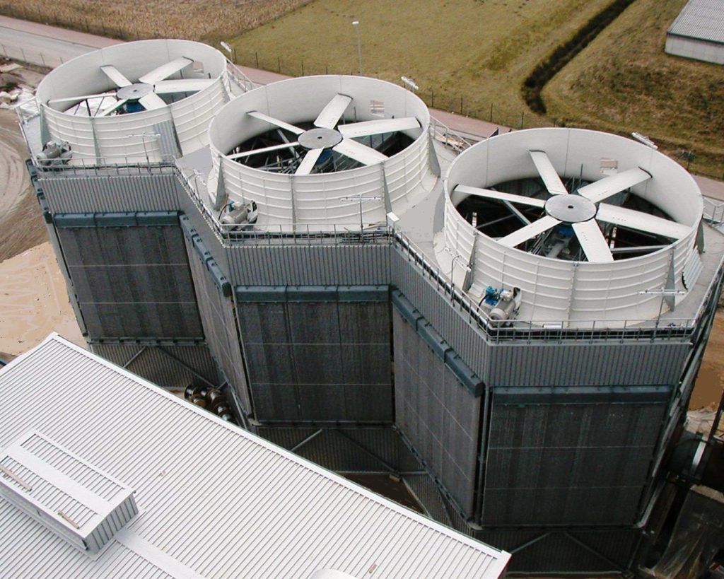 Hexacool® is a standardised, modular air-cooled condenser (ACC) which is easy to build and robust in performance. This product is well-suited for small power plants that range from a few megawatts to 50 megawatts. ACCs directly condense the steam turbine exhaust flow and return condensate to the boiler without water loss.